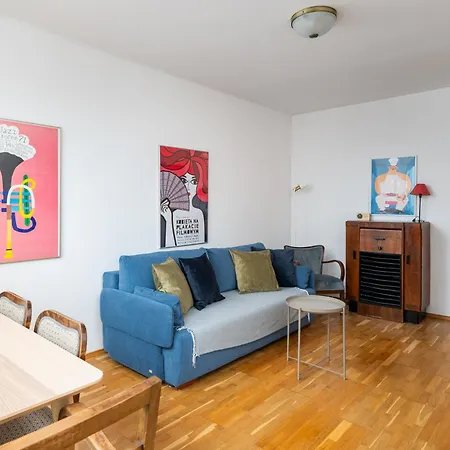 Metro Plocka Comfort Apartment Warsaw