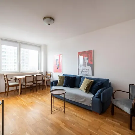 Metro Plocka Comfort By Bookinghost