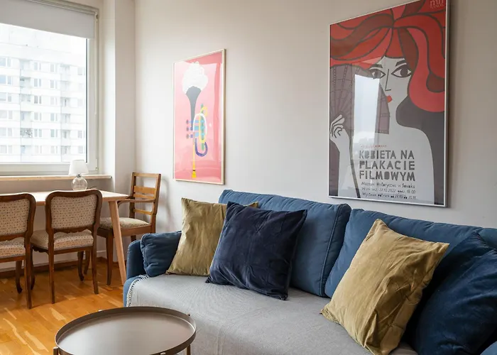 Metro Plocka Comfort By Bookinghost